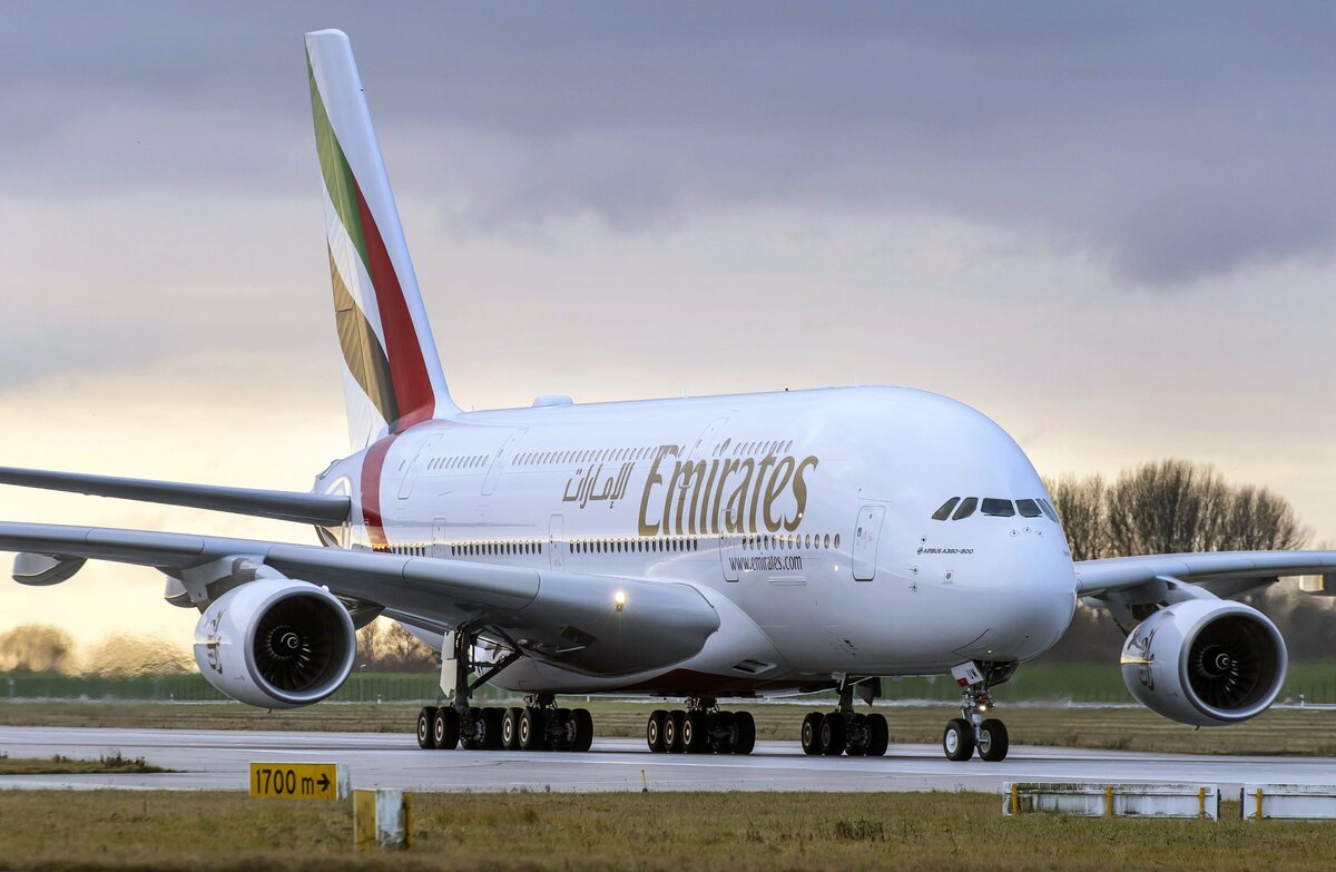 UAE Airlines Resume Limited Flights as Regional Conflict Disrupts Airspace